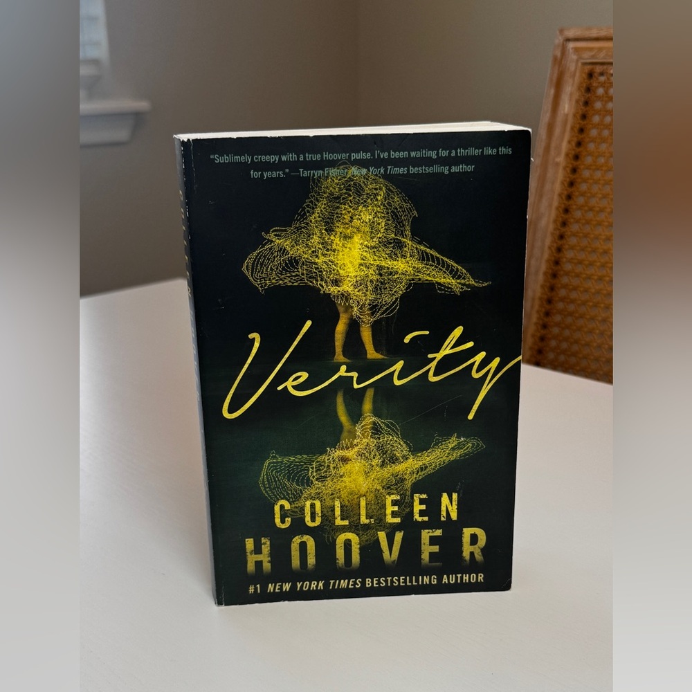 Verity by Colleen Hoover